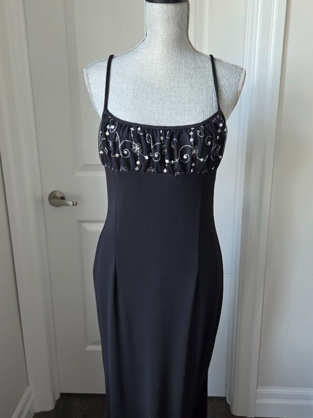 Vtg black gown beaded shear overlay bodice sequins size large